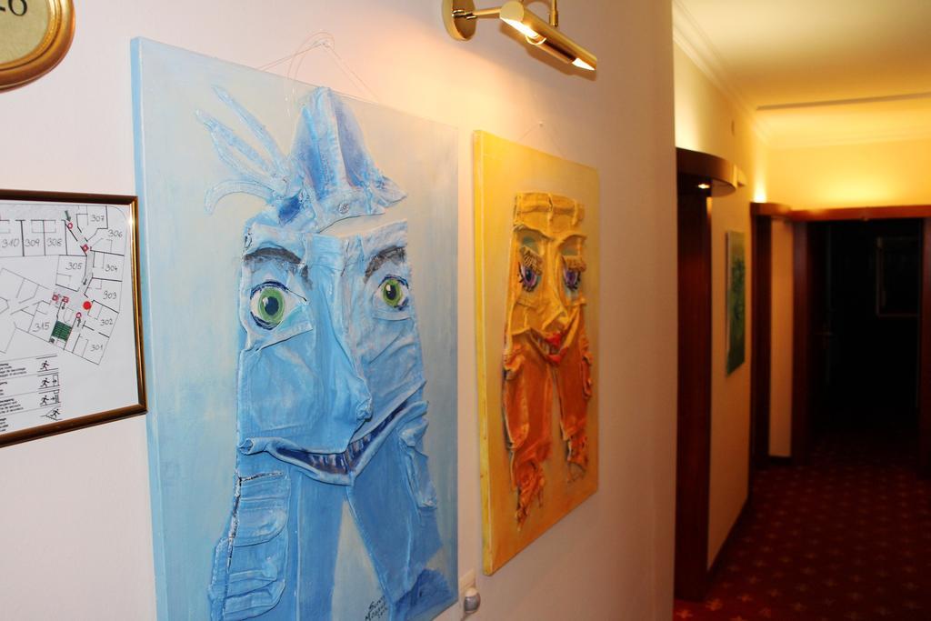 Altstadt Hotel Mosser Villach Bagian luar foto