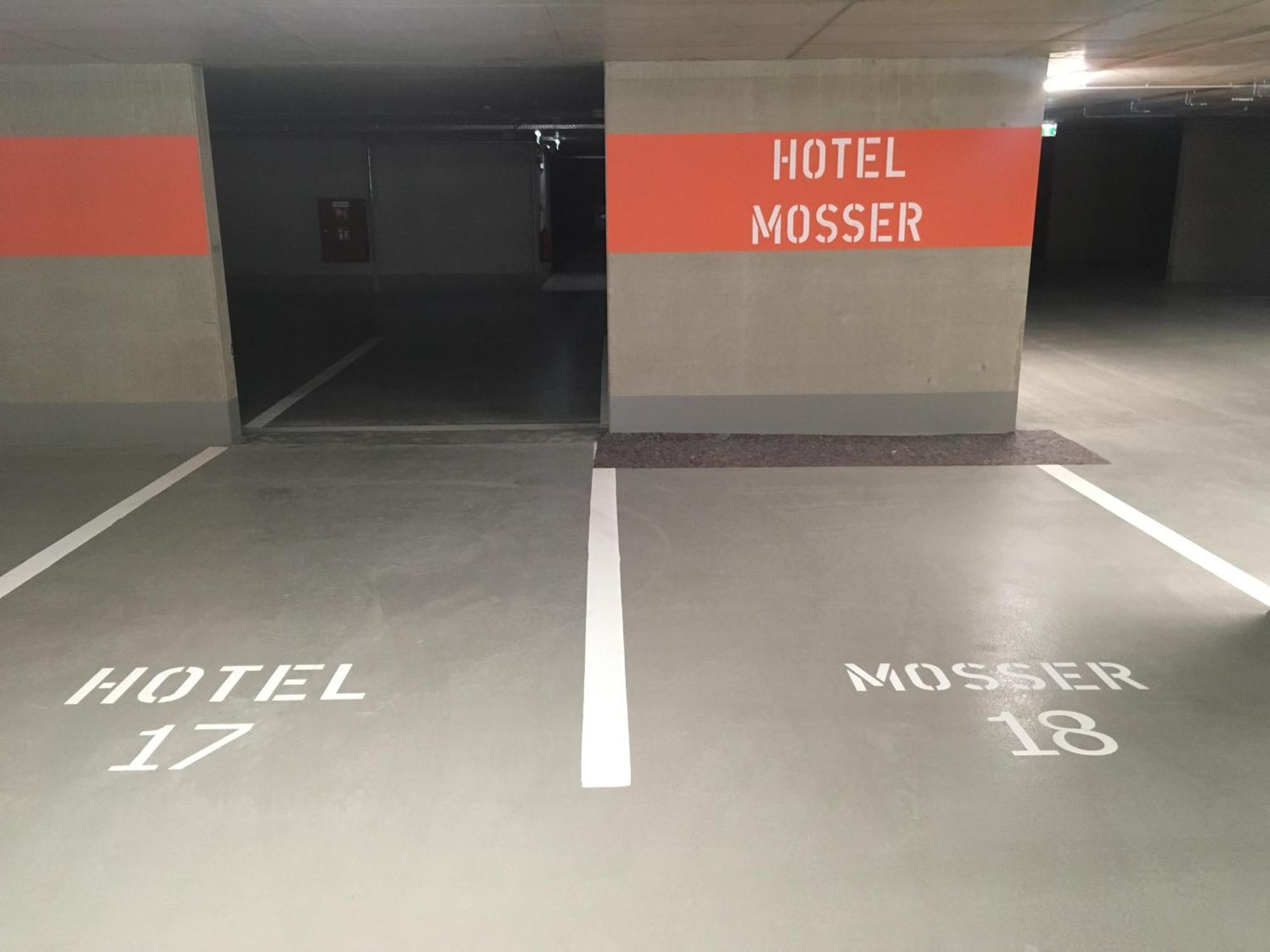 Altstadthotel Mosser Villach Bagian luar foto