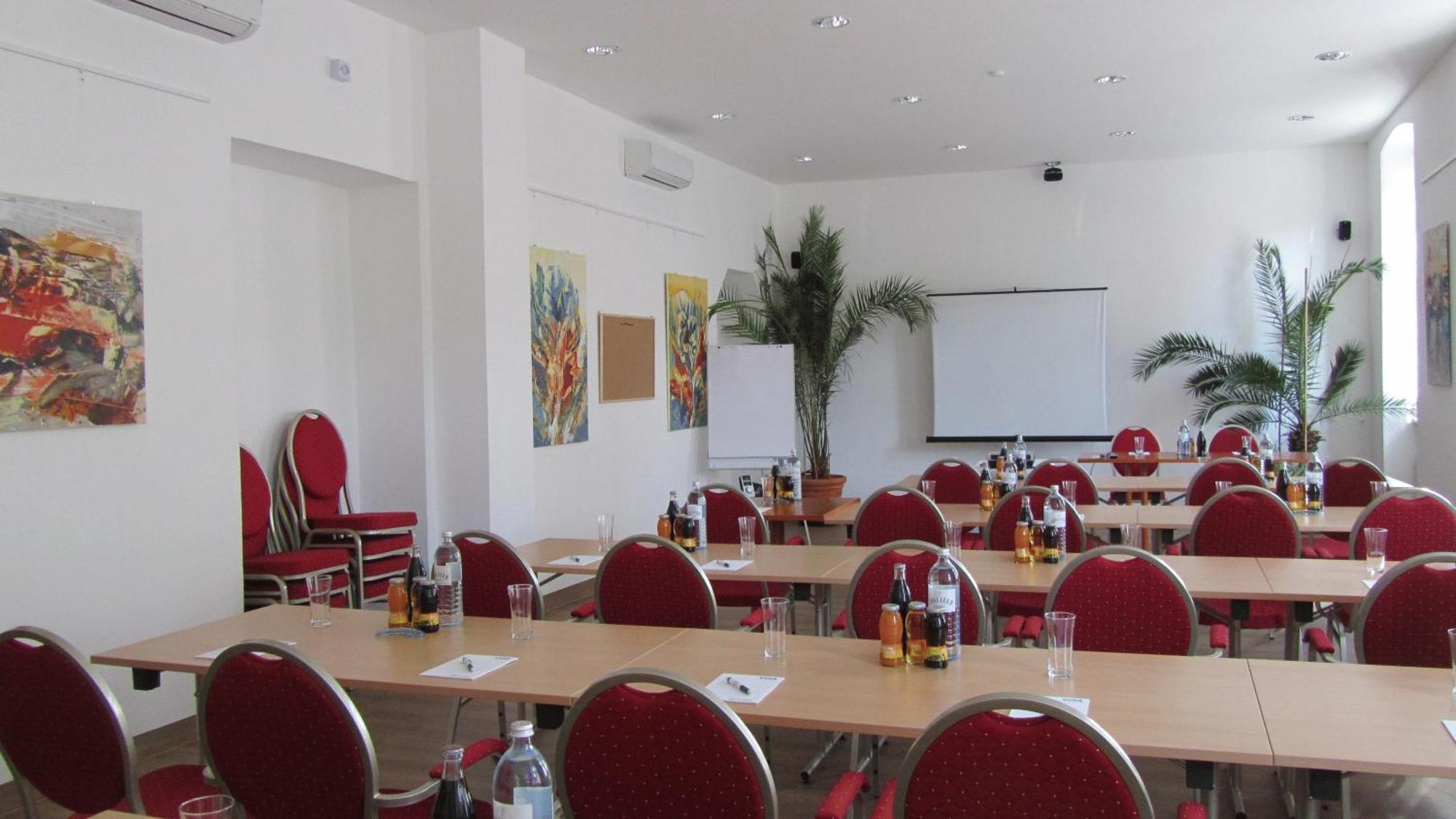 Altstadt Hotel Mosser Villach Bagian luar foto