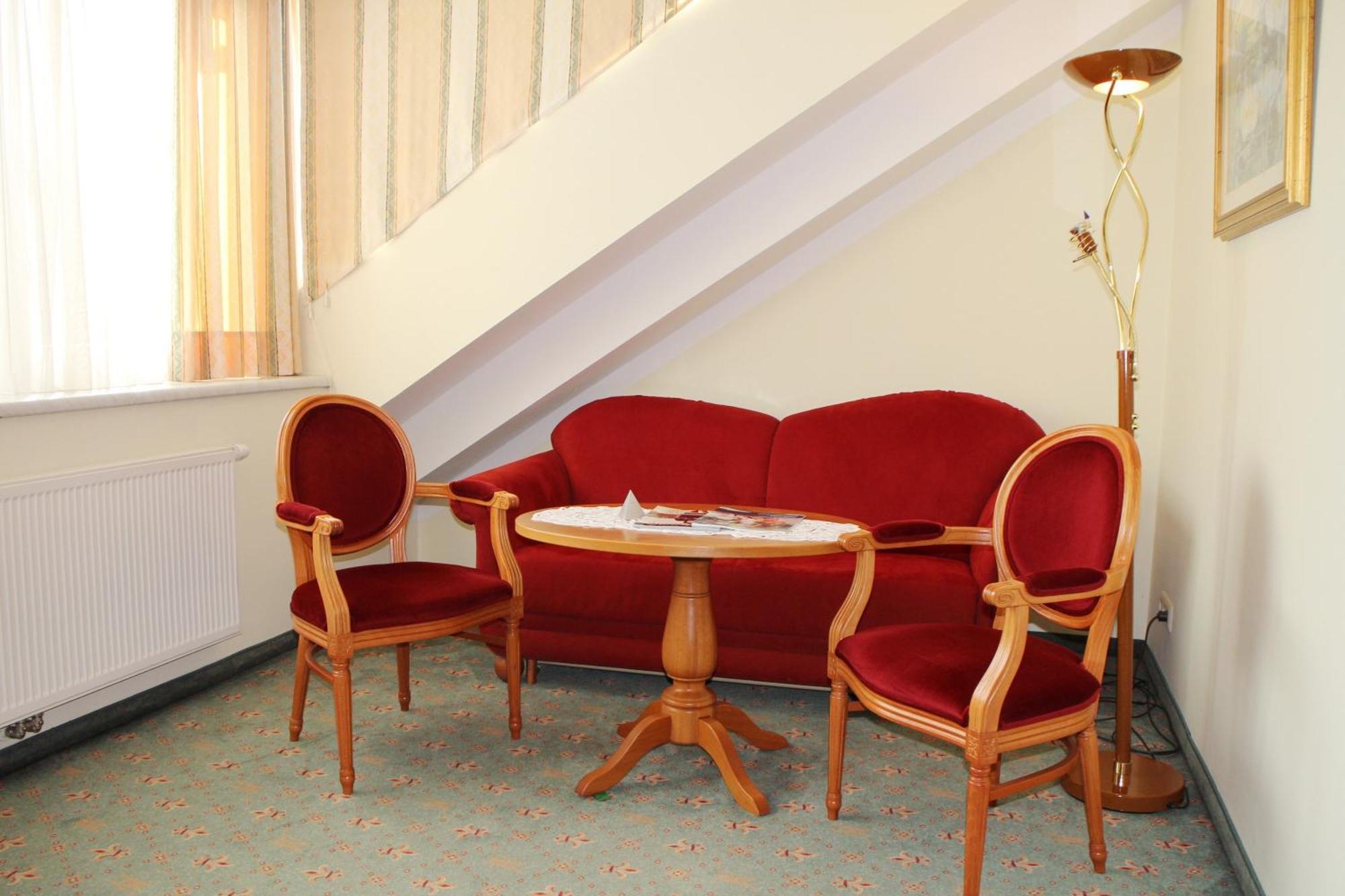 Altstadt Hotel Mosser Villach Ruang foto